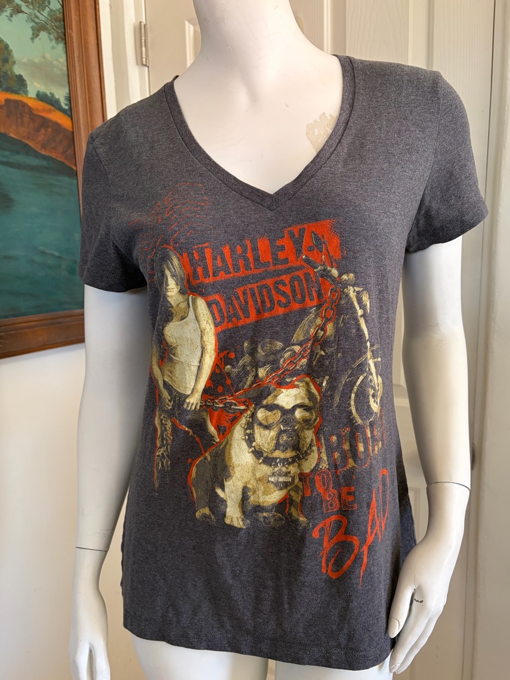 Harley-Davidson Born To Be Bad Bulldog V-neck   T-shirt Size L